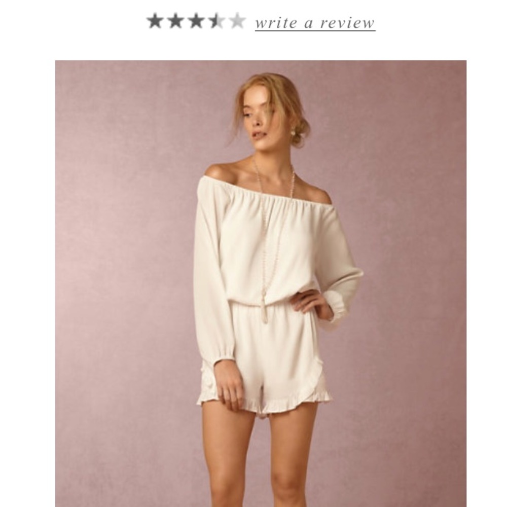 Fraiche by J Off the Shoulder Off White Romper - L
